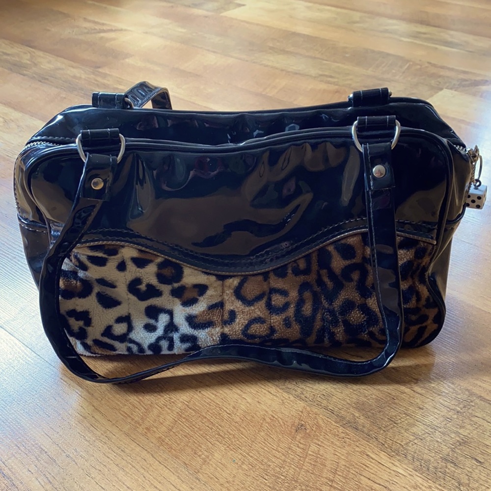 Trophy Queen Black and Leopard Purse